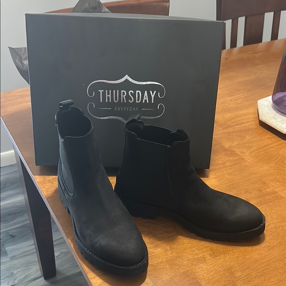 Black Ankle Boots with Elastic Panels and lug sole... like new